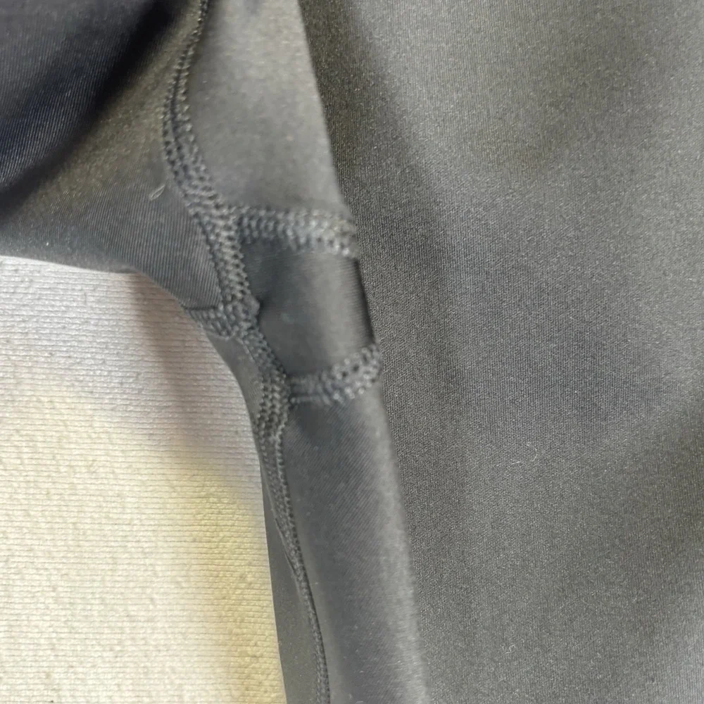Nike Dri Fit‎ Women's Medium Cropped Leggings